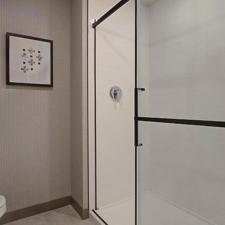蒙特利尔市中心汉普顿酒店 外观 照片